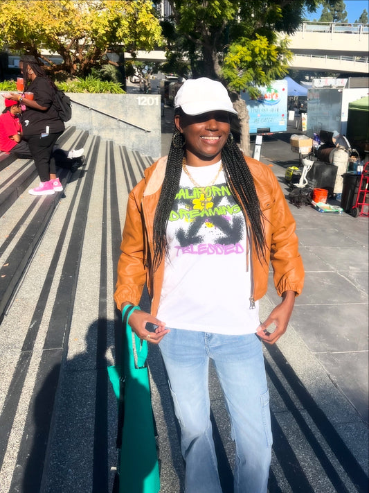 Cali Dreaming Spray Unisex Paint Tee