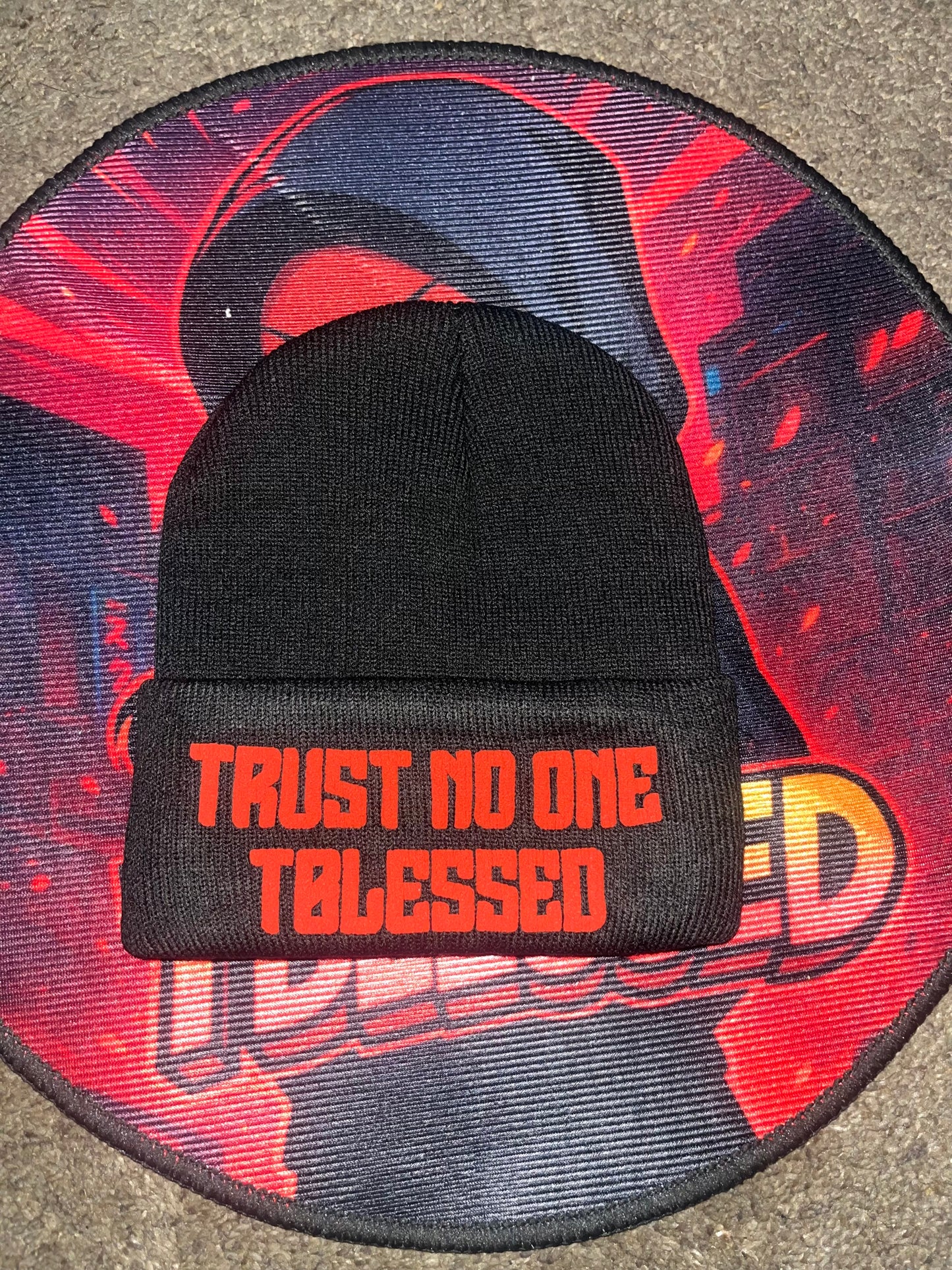 Trust No one Unisex Beanie